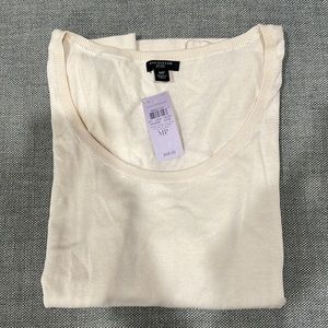 Ann Taylor new with tags Petite Medium Cream Top 3/4 length sleeves